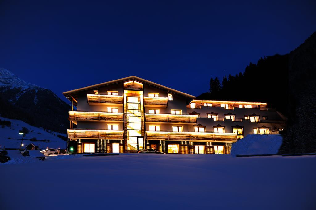 Hotel Garni Angela Ischgl Dış mekan fotoğraf